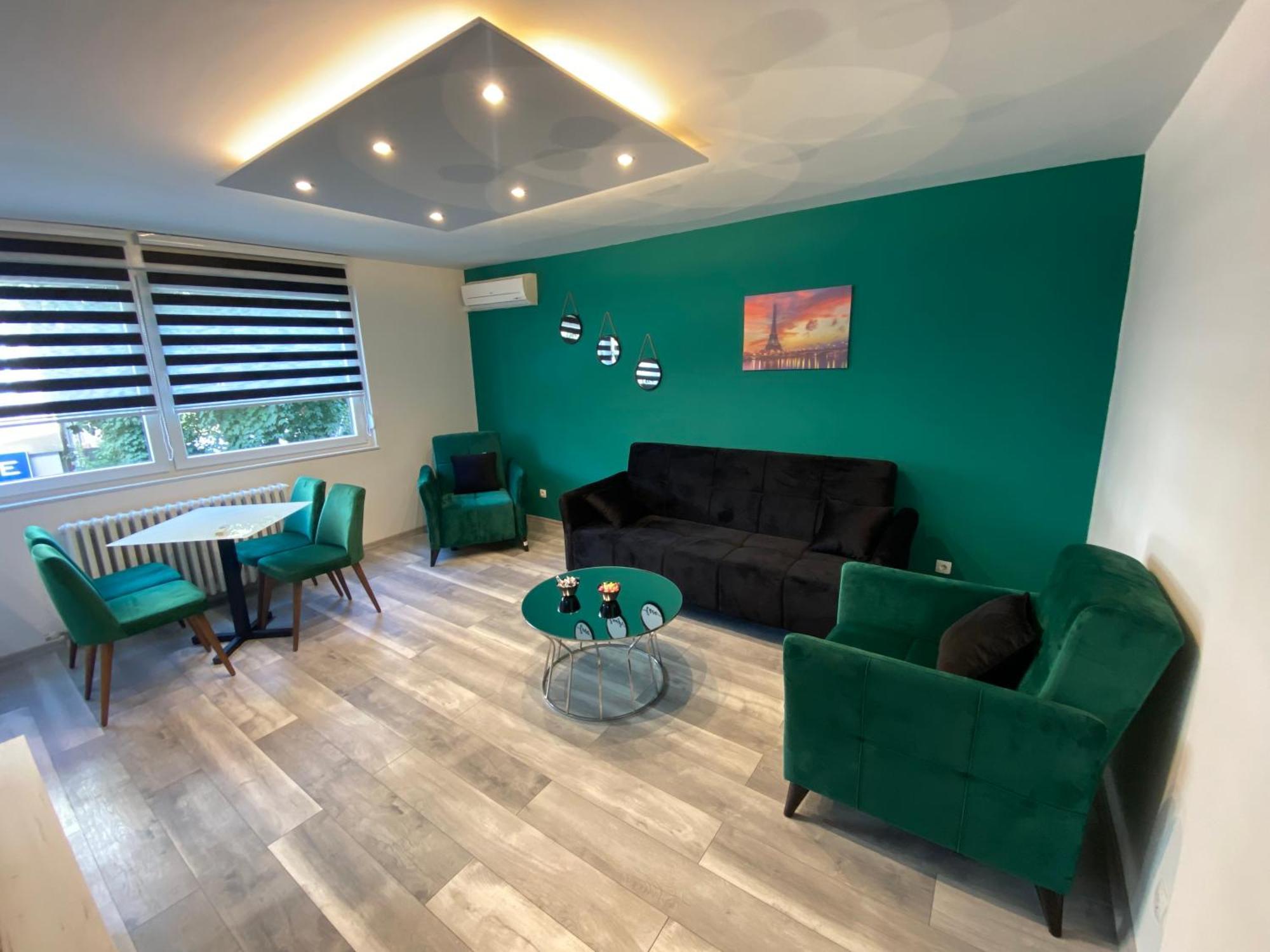 Apartman Omar Stan Na Dan Besplatan Parking Сараево Екстериор снимка